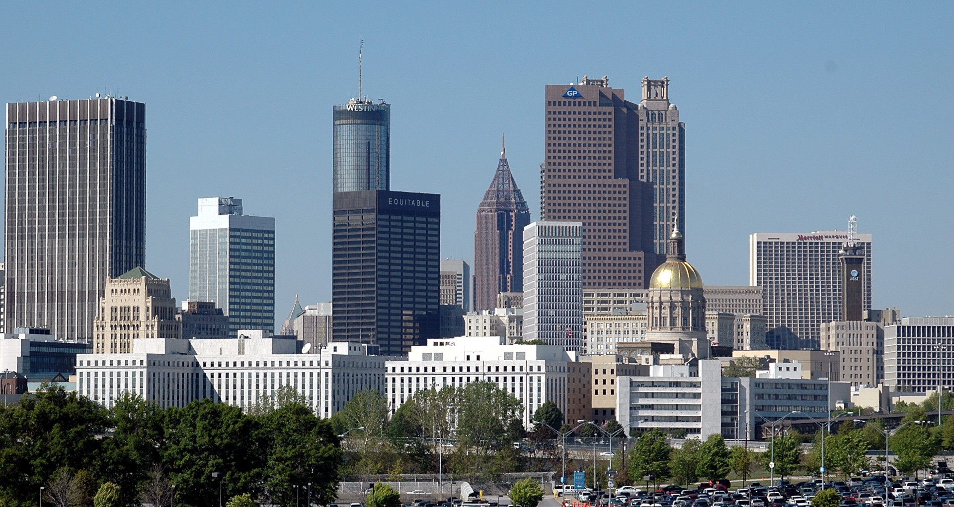 https://upload.wikimedia.org/wikipedia/commons/7/70/Atlanta_cityscape.jpg-Atlanta-Georgia